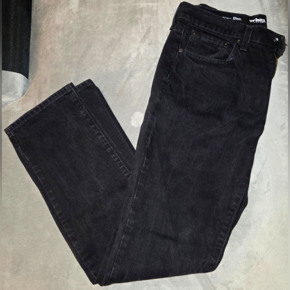 Black Urban Pipeline Ultimate Flex Denim Jeans